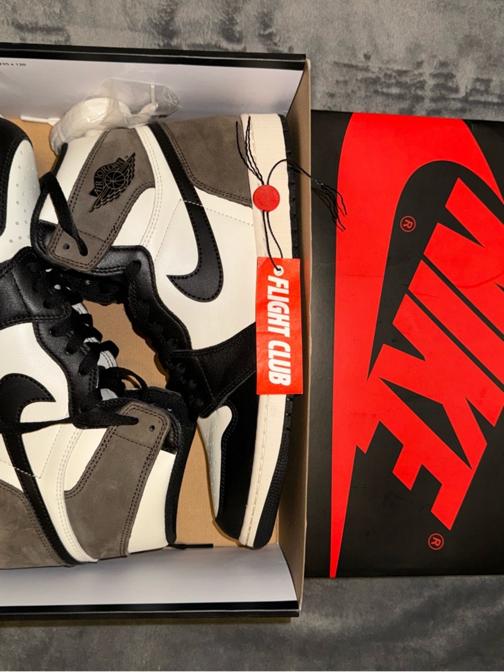 Jordan 1 High OG - Black/White/Brown (Mocha Style)